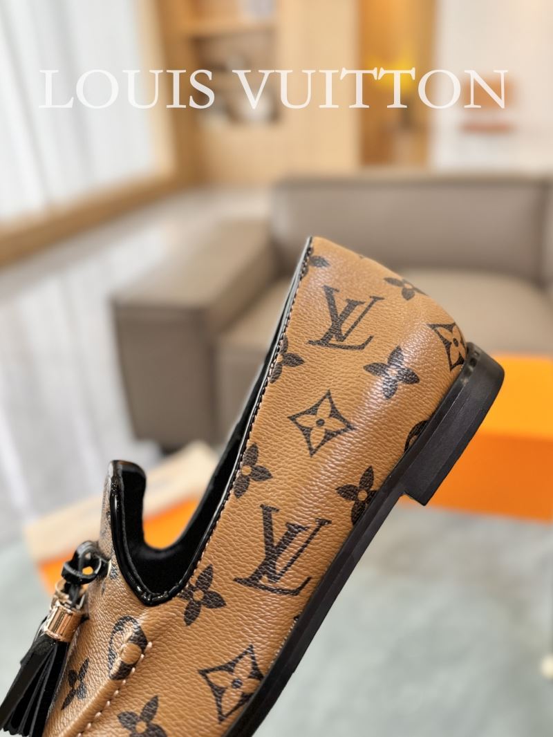 Louis Vuitton Low Shoes